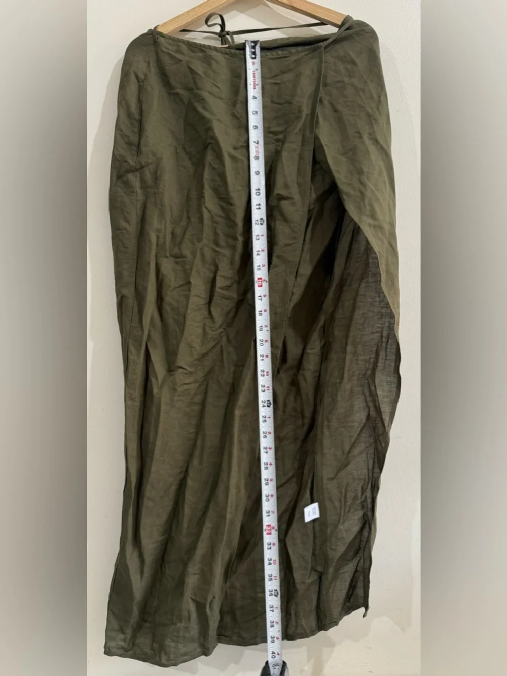 Meshki Olive Linen Men's Relaxed Trousers